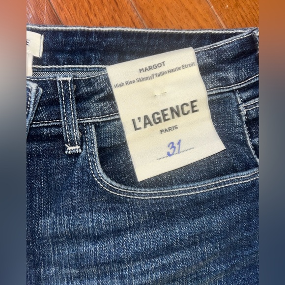 NWT L’agence 31 Margot High Rise Skinny in Columbiana Medium Wash - Picture 5 of 7